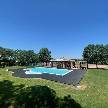 Casa Vacanza Villaggio Poggio Rosso Arezzo Luaran gambar